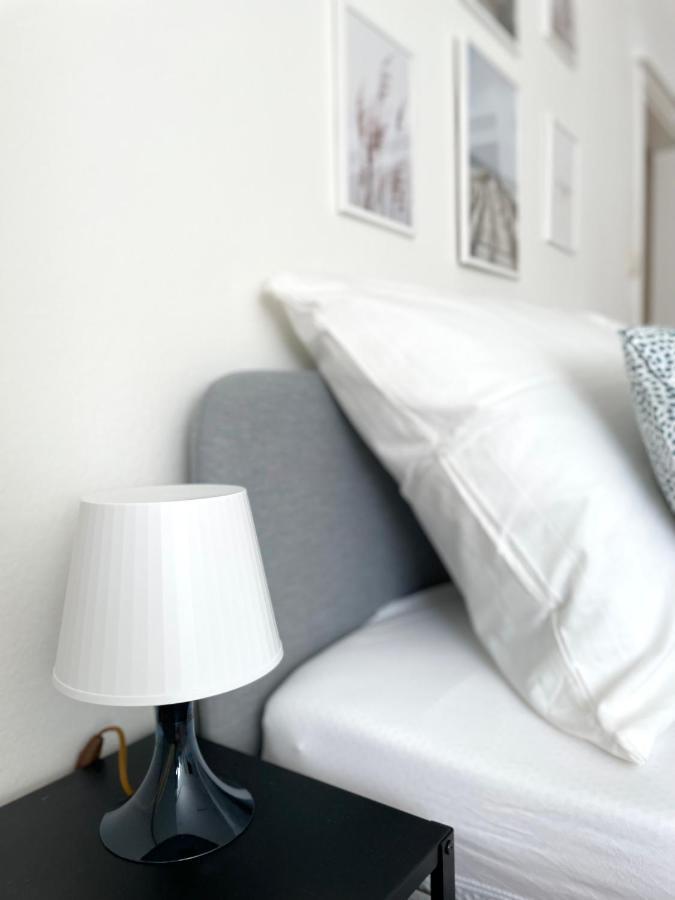 Cosy Apartment Near Schoenbrunn & Meidlinger Market Vienna Esterno foto
